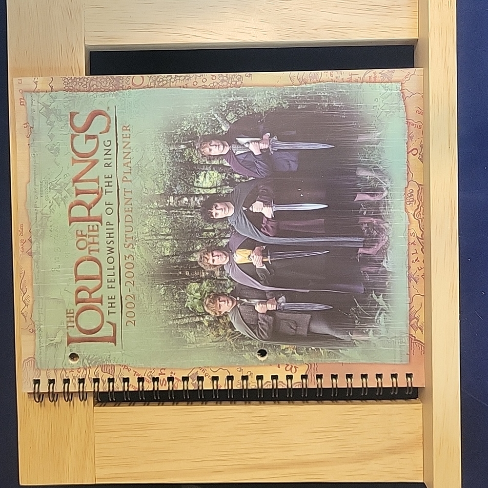 LORD OF THE RINGS STUDENT PLANNER (2003) **BRAND NEW**